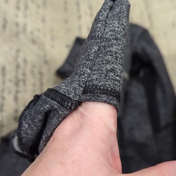 Lululemon Run: Dash Half Zip Reflective Pullover Heathered Coal - Picture 6 of 10